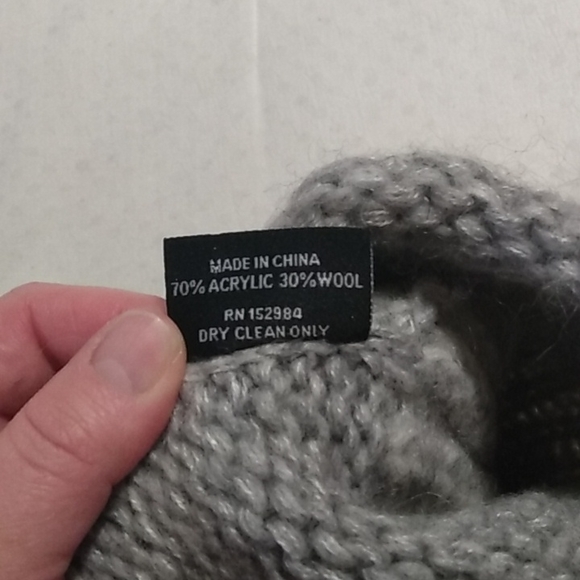 NWOT Lizette gray knit hat - Picture 6 of 6